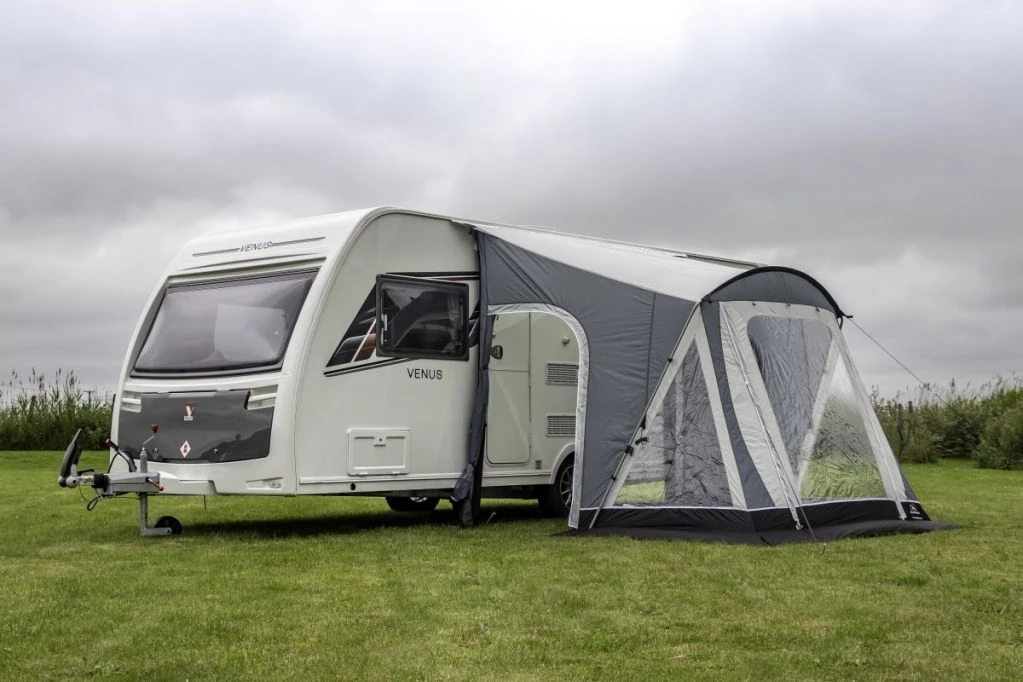 Sunncamp Swift Deluxe 220 SC Caravan Awning - Image 4