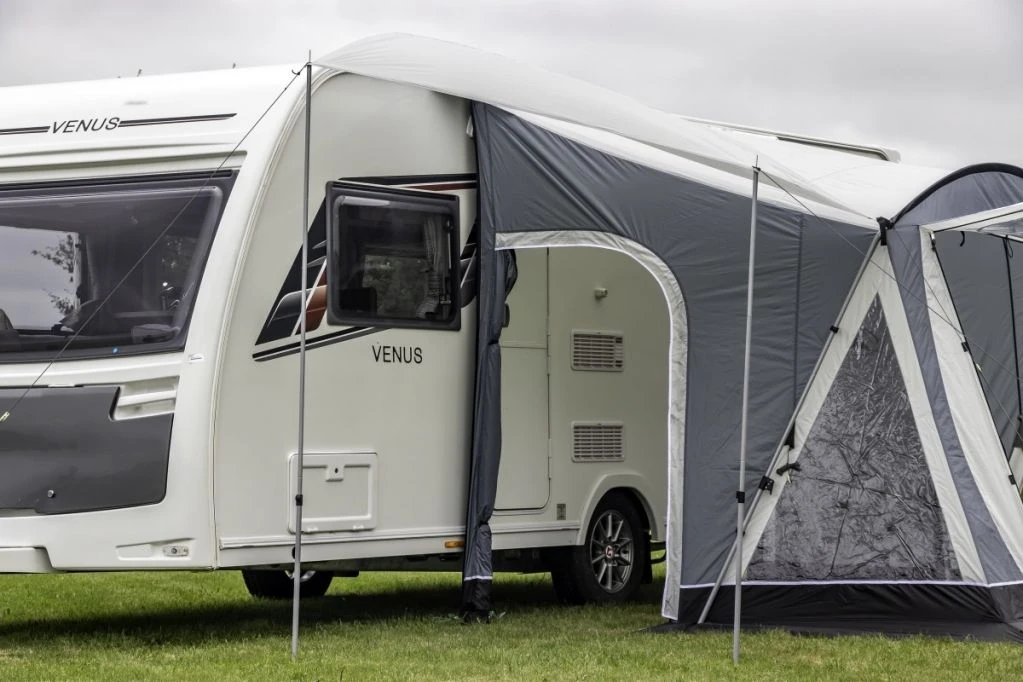 Sunncamp Swift Deluxe 220 SC Caravan Awning - Image 9